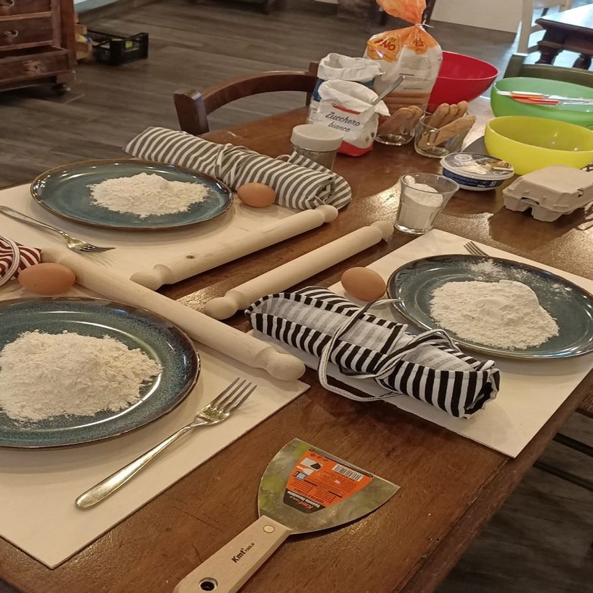 Pasta and Tiramisu Culinary Class with Wine Tasting in Rome