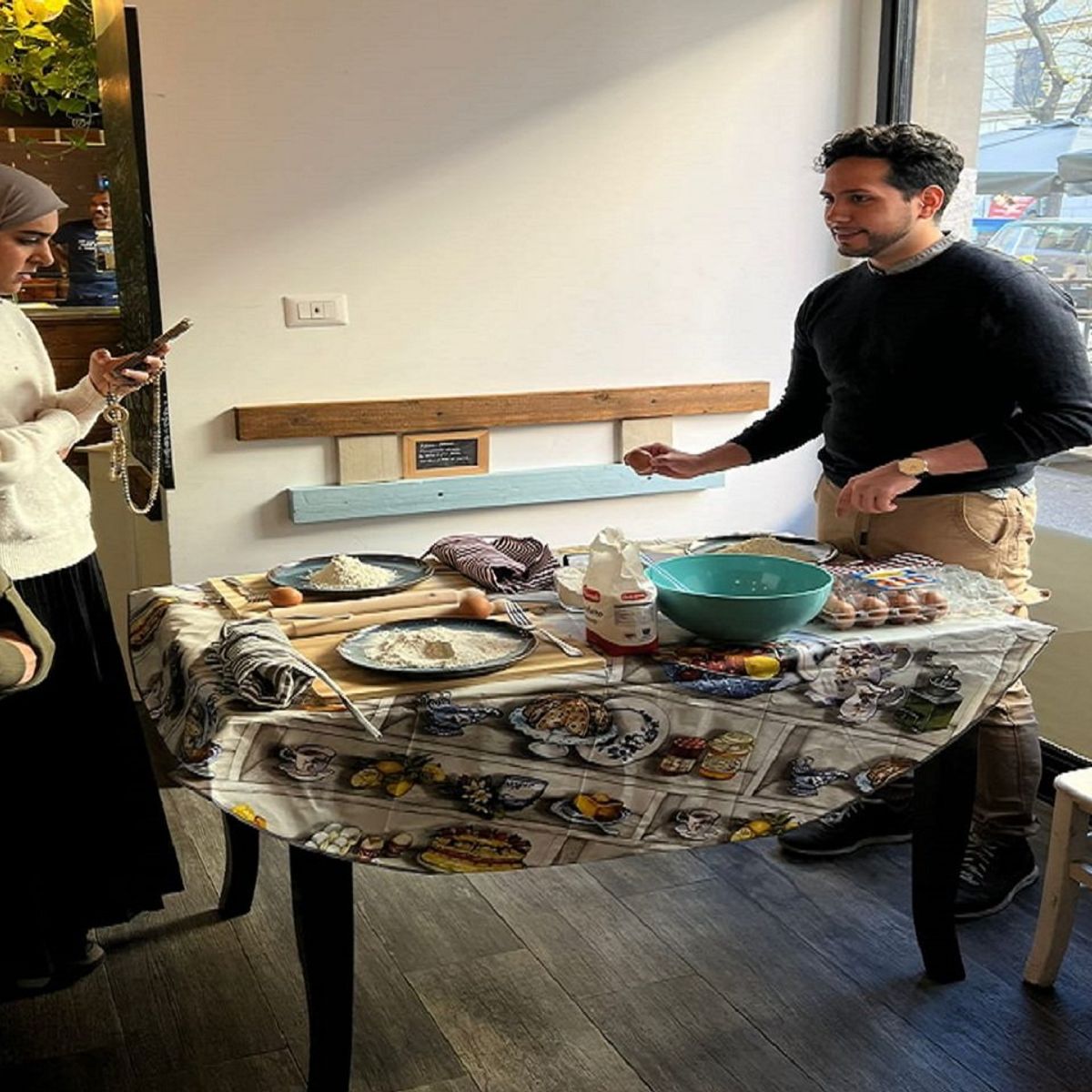 Pasta and Tiramisu Culinary Class with Wine Tasting in Rome