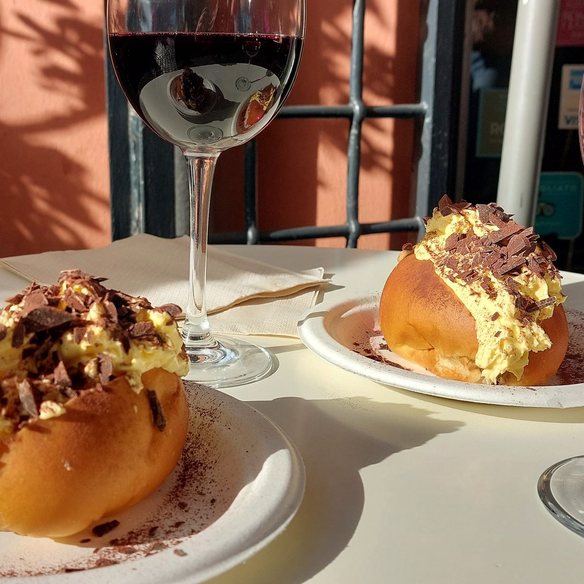 Rome: The Authentic Maritozzi Breakfast Tour in Trastevere