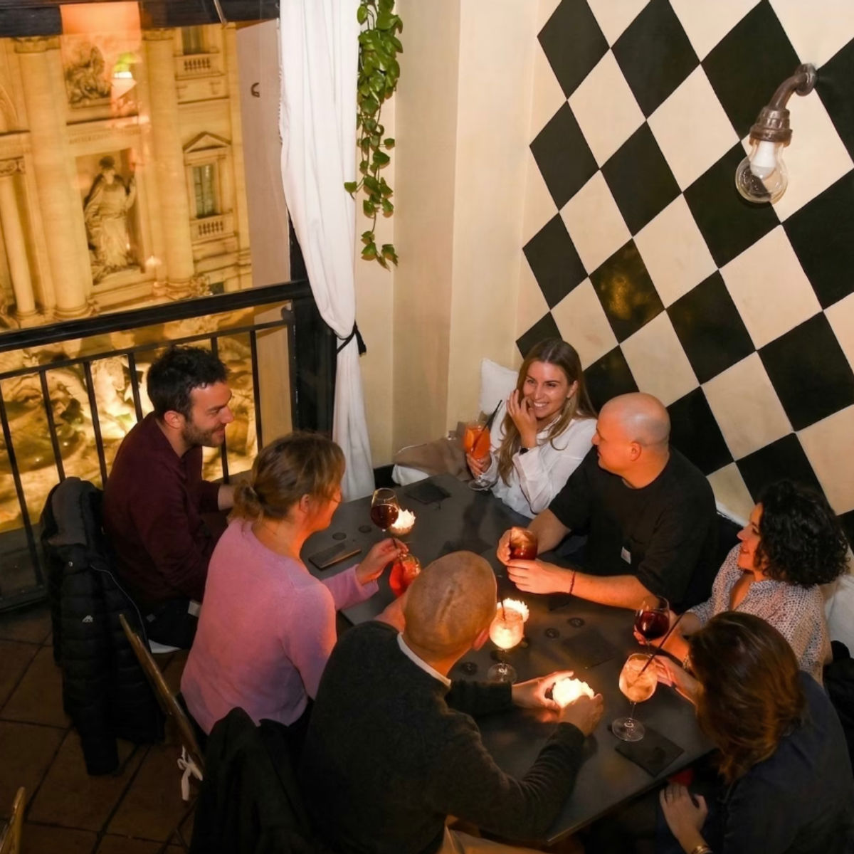 Dîner VIP à Rome : Truffe, vin et vue exclusive sur la fontaine de Trevi
