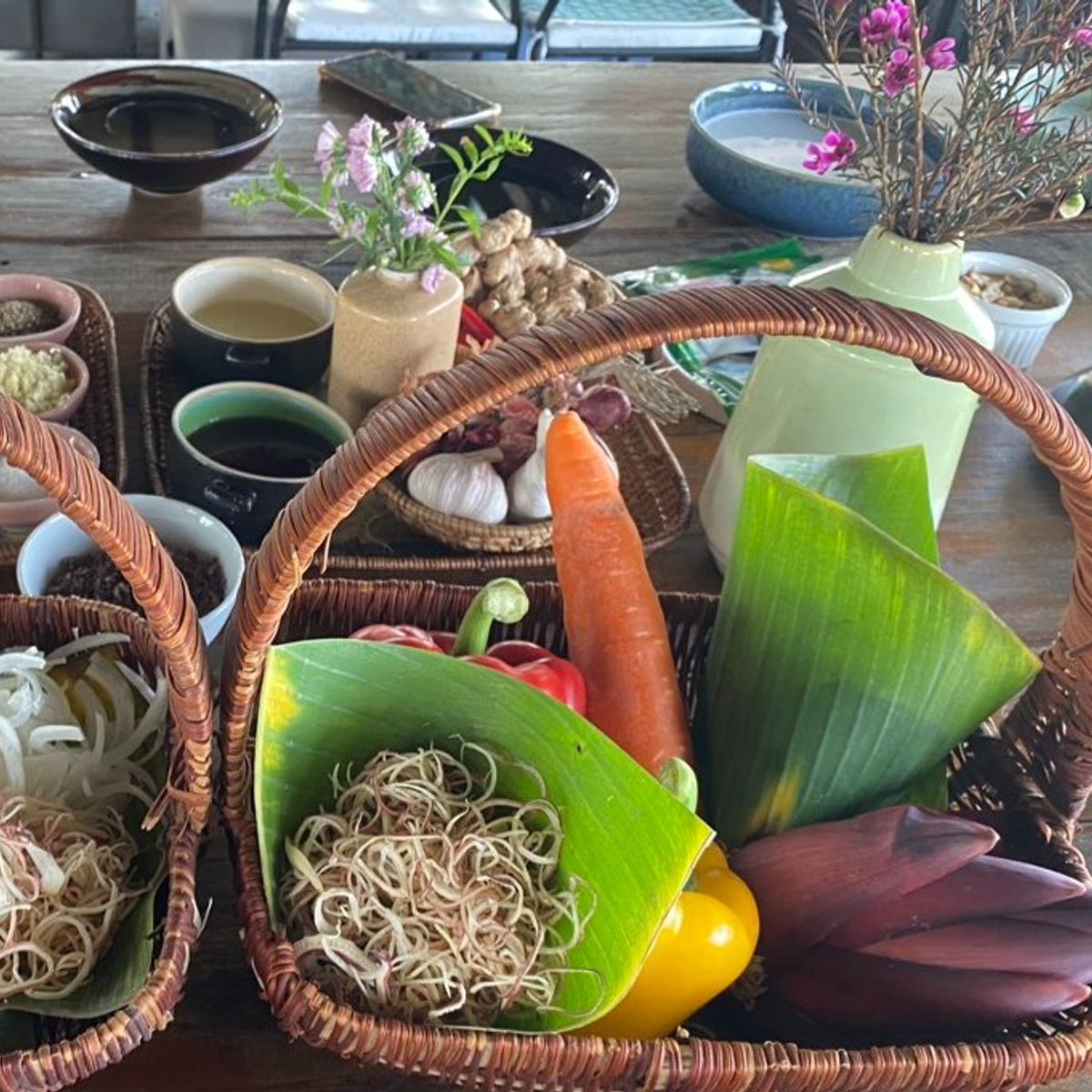 Market Tour, Countryside Bicycle Ride, and Cooking Class Experience in Hoi An