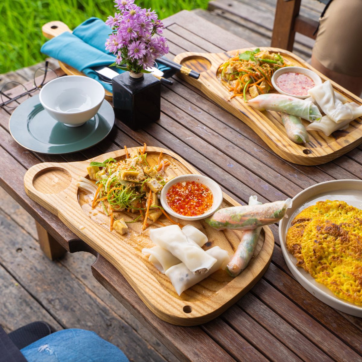 Market Tour, Countryside Bicycle Ride, and Cooking Class Experience in Hoi An