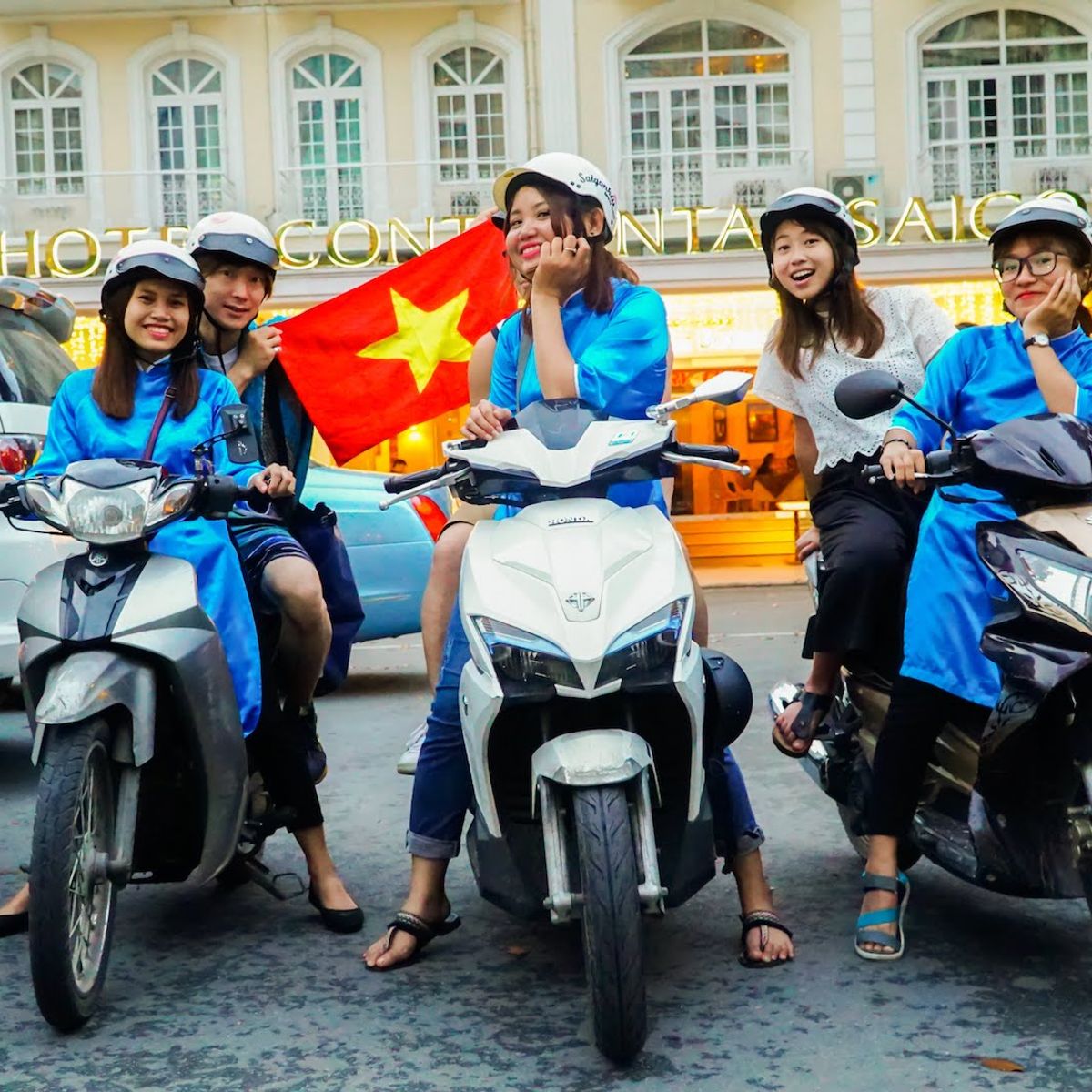 Saigon Food Adventure on Scooters with Passionate Girl Riders