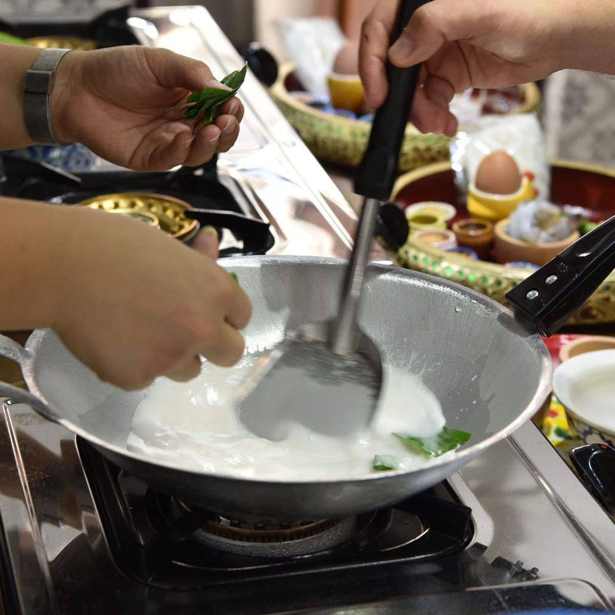 Sathon: Hands-On Thai Cooking Class & Market Tour Experience