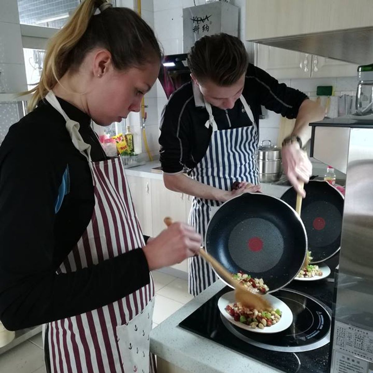 Sichuan Hot Pot and Dumpling Cooking Class