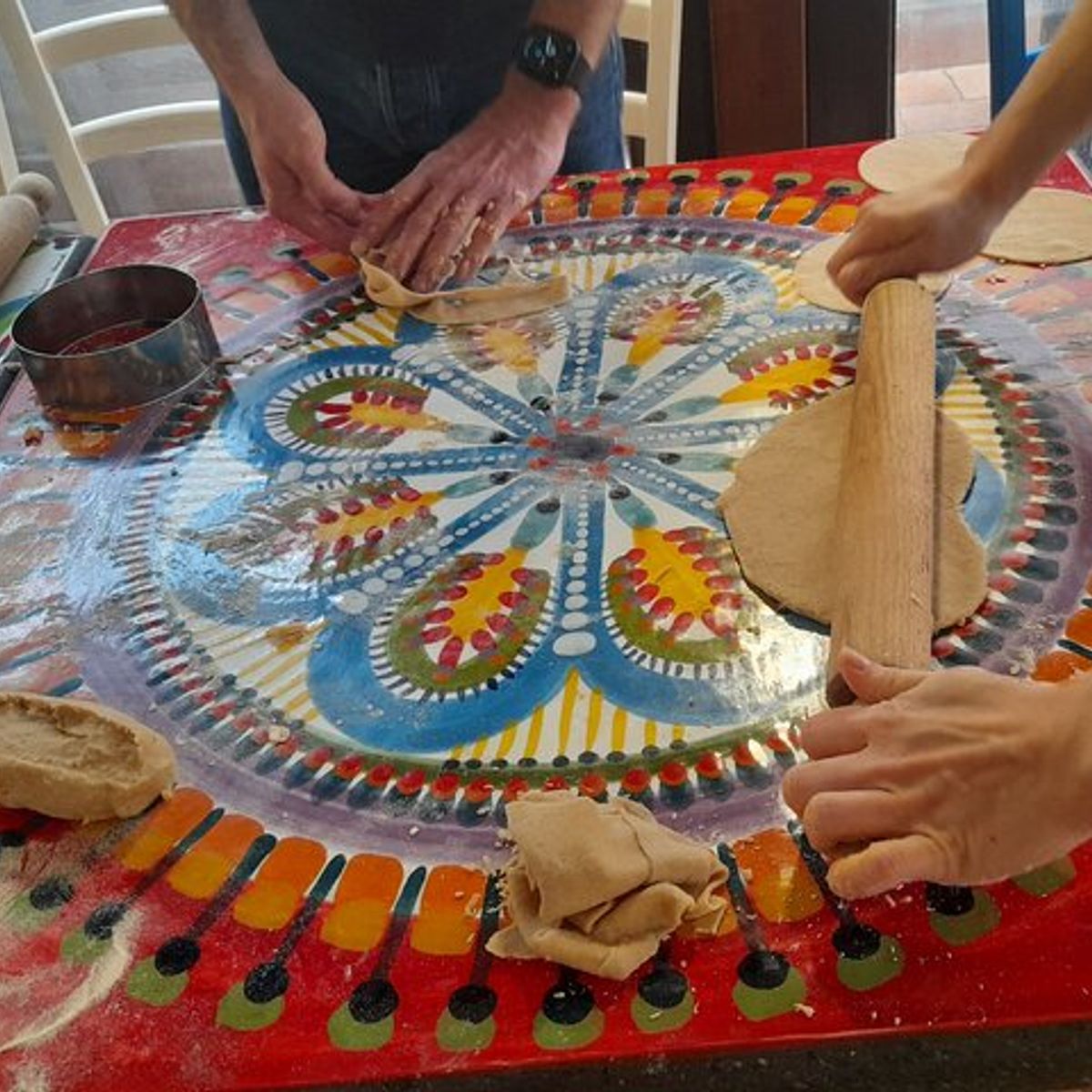 Sicilian Cannoli Class: Authentic Pastry-Making Experience for All Ages
