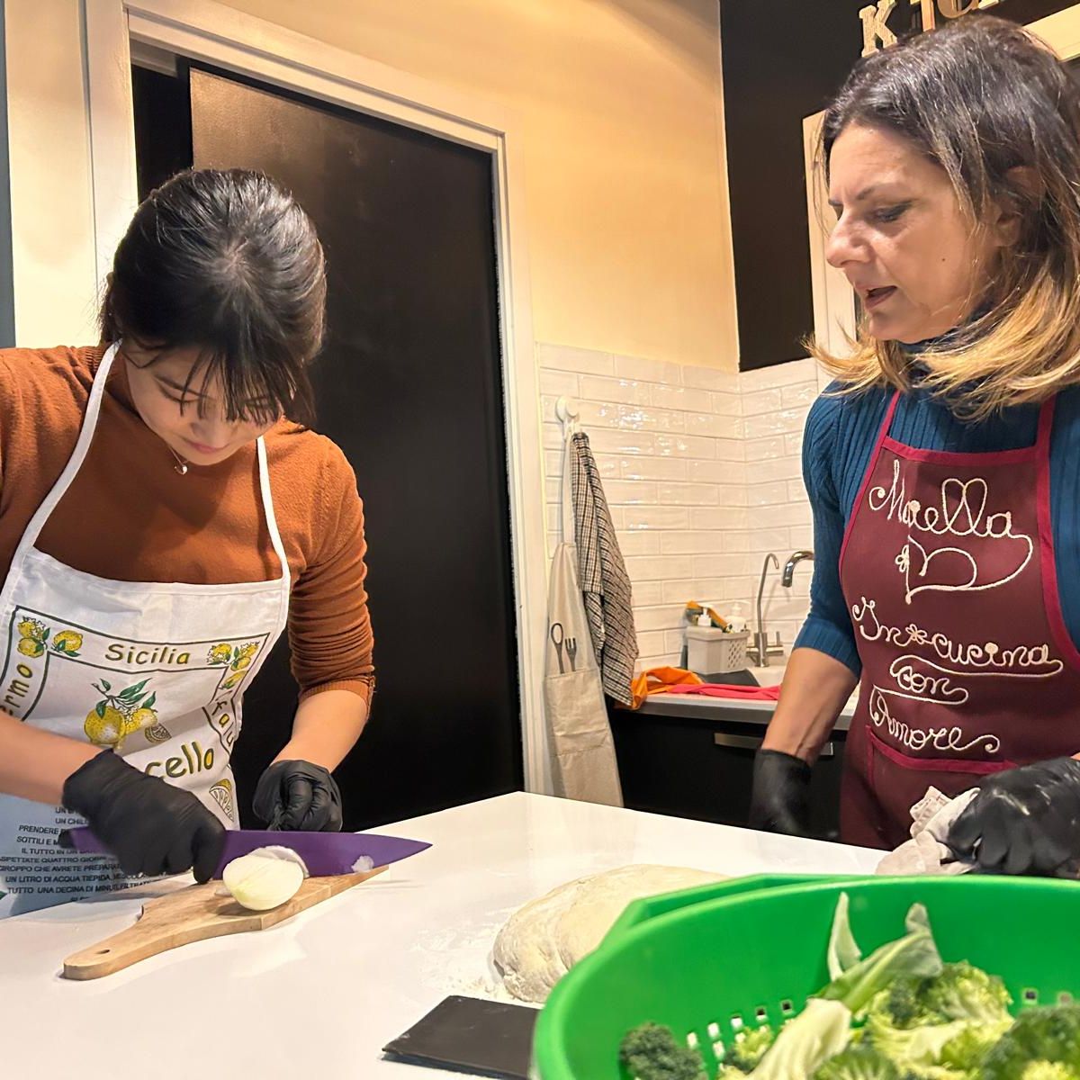 Sicilian Homemade Pizza Culinary Class in Catania