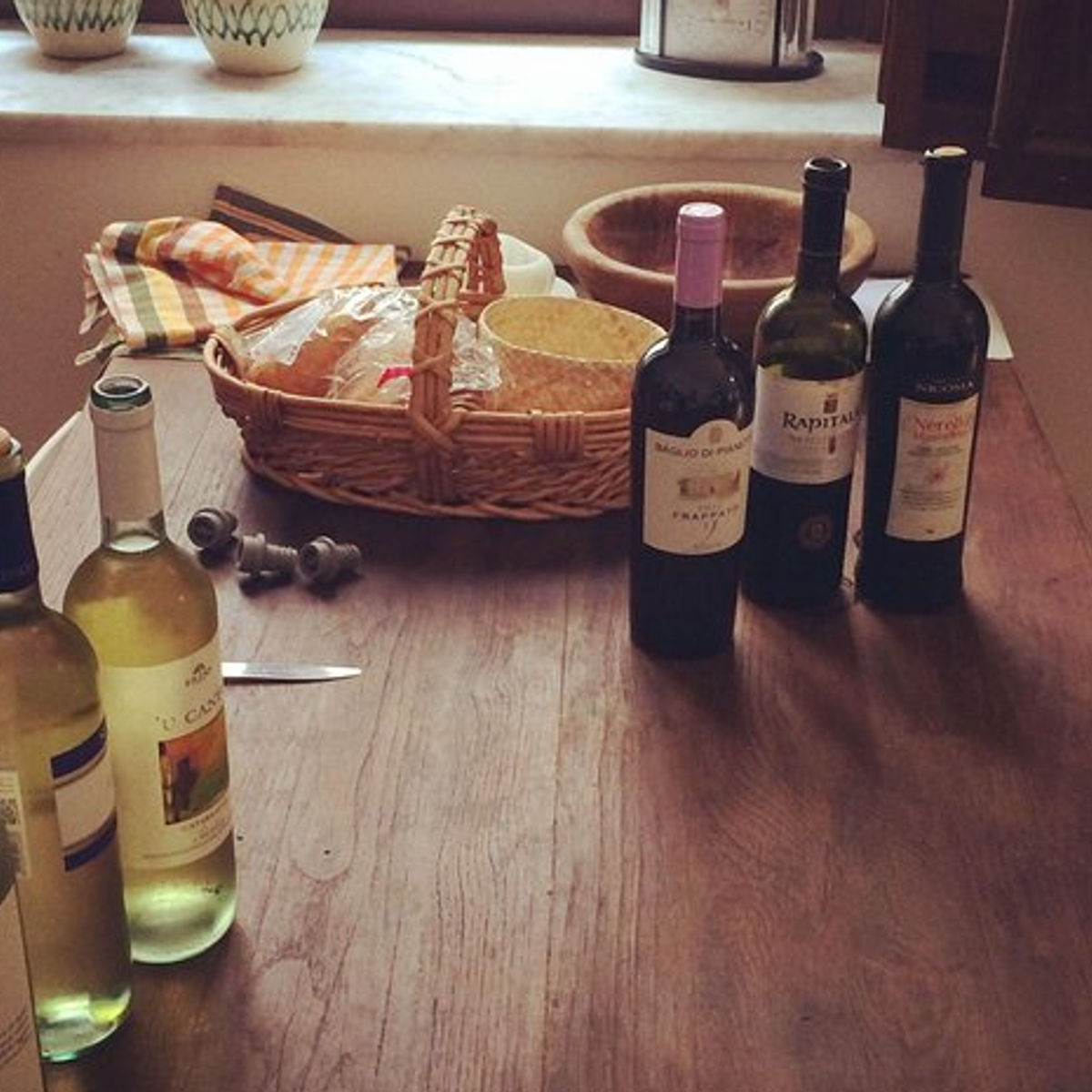 Dégustation de vins siciliens et de fromages à Palerme