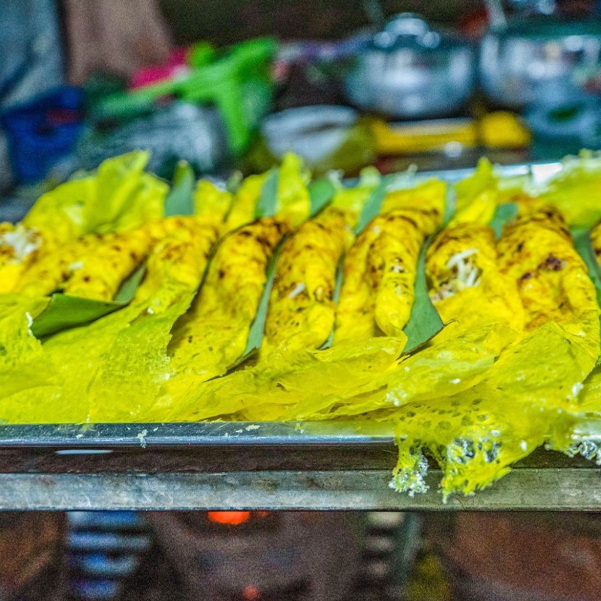 Evening Vespa Street Food Adventure in Siem Reap