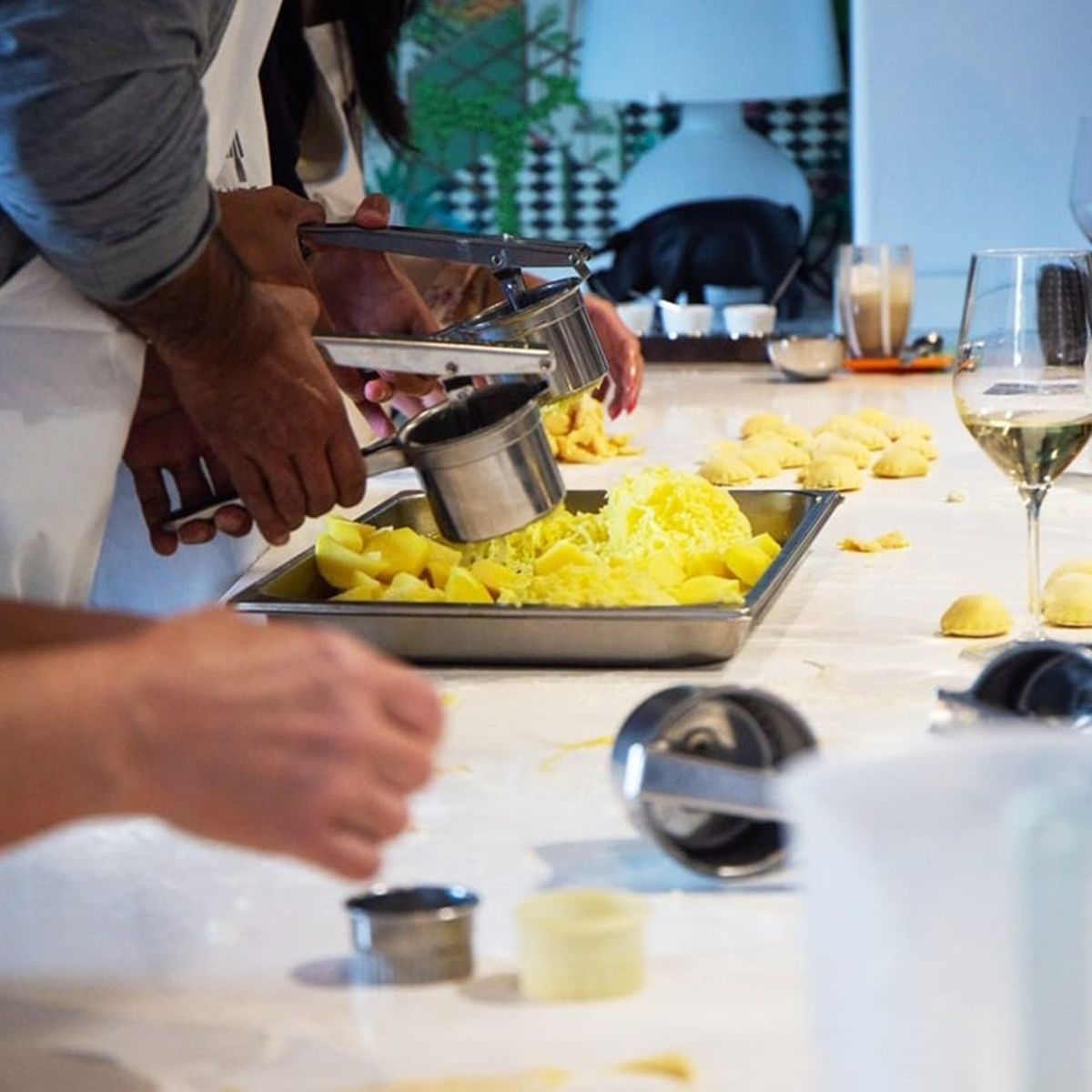 Positano Cooking Class Experience with Wine for Small Groups