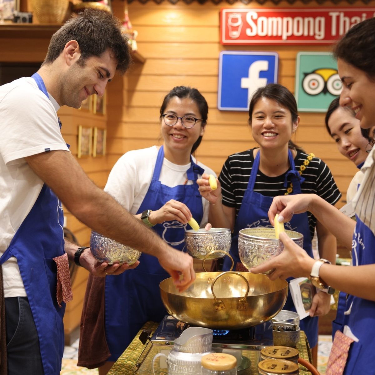 Cours de cuisine thaïlandaise Sompong à Silom