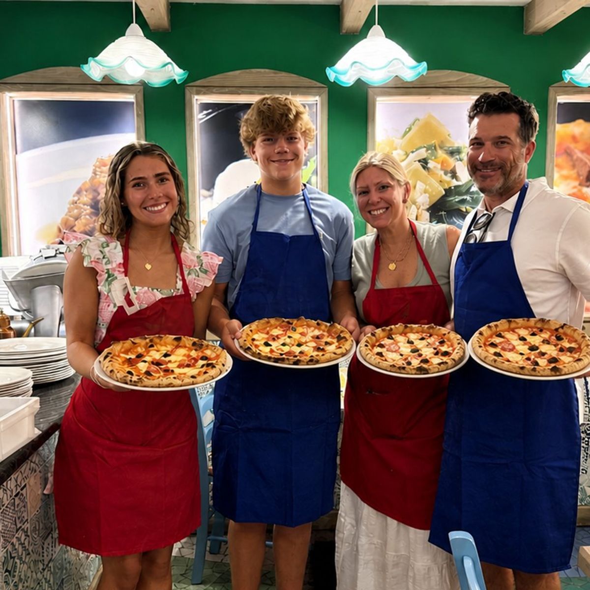 Sorrento: Authentic Pizza Making Experience in the City Center