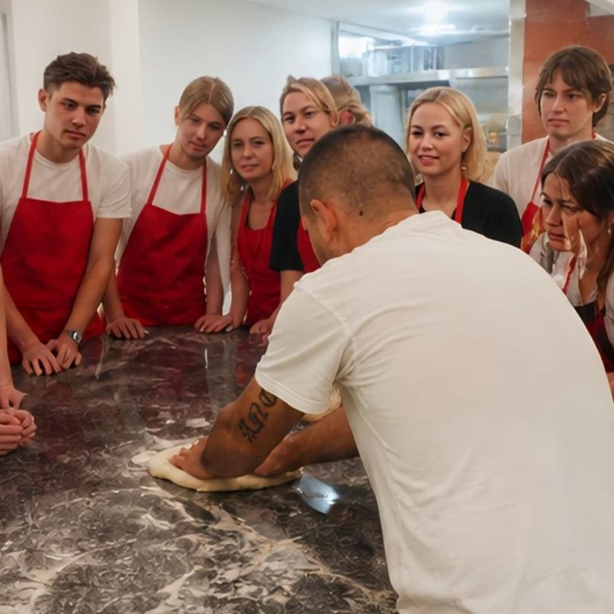 Sorrento: Authentic Pizza Making Experience in the City Center