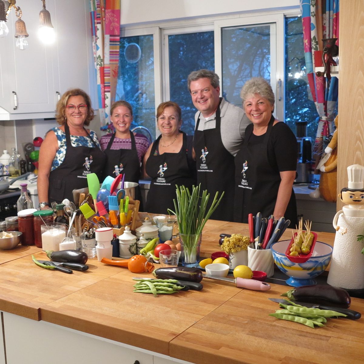 Istanbul Spice Bazaar Tour and Traditional Turkish Cooking Class
