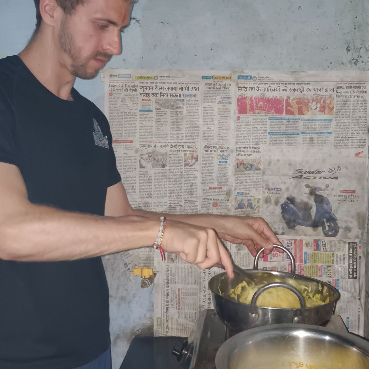 Authentic Indian Cooking Experience with Market Visit