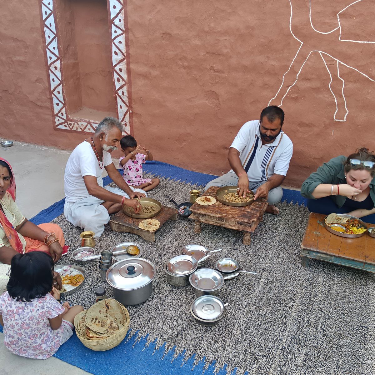 Authentic Indian Cooking Experience with Market Visit