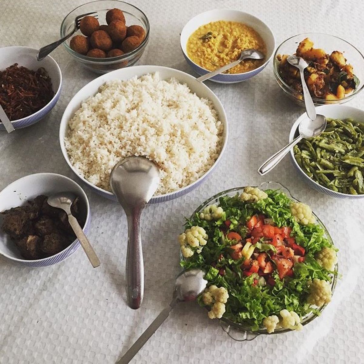 "Choose Your Own Dishes" Sri Lankan Lunch/Dinner with Market Tour