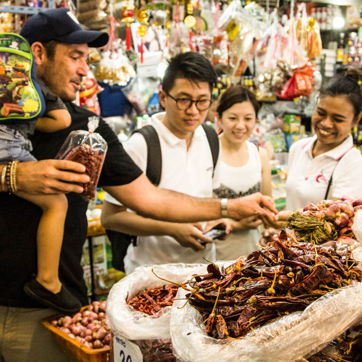 Bangkok's Best Flavors: Cooking Class and Market Tour (Vegetarians Welcome)