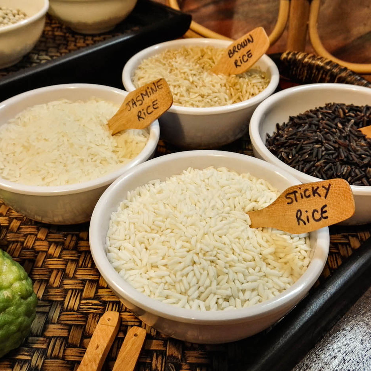 Bangkok's Best Flavors: Cooking Class and Market Tour (Vegetarians Welcome)