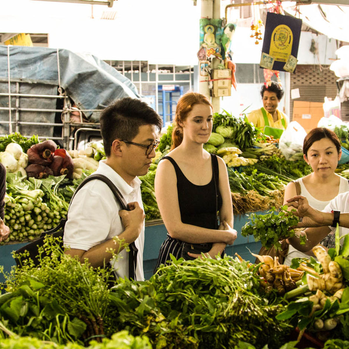 Bangkok's Best Flavors: Cooking Class and Market Tour (Vegetarians Welcome)