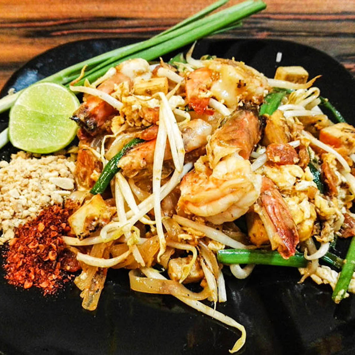 Bangkok's Best Flavors: Cooking Class and Market Tour (Vegetarians Welcome)
