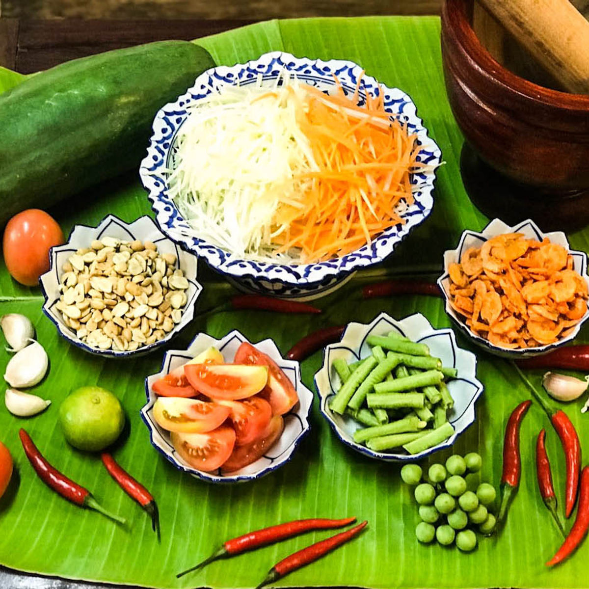 Bangkok's Best Flavors: Cooking Class and Market Tour (Vegetarians Welcome)