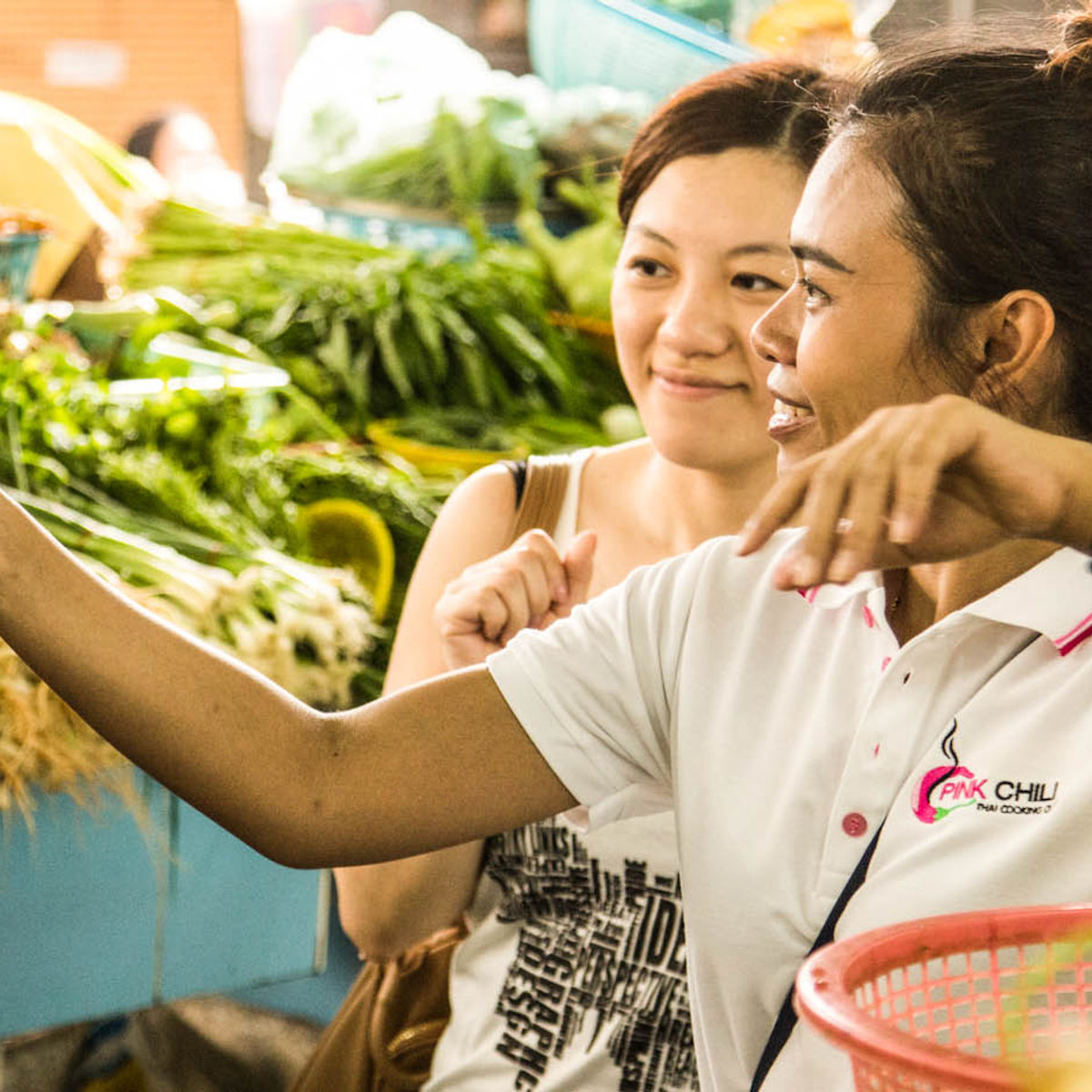 Bangkok's Best Flavors: Cooking Class and Market Tour (Vegetarians Welcome)