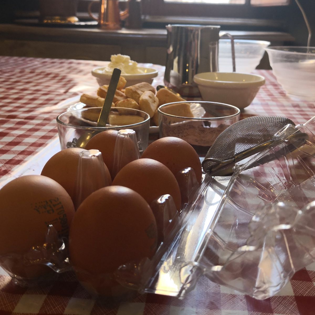Fun Hands-on Evening Cooking Class in Rome's Jewish Quarter