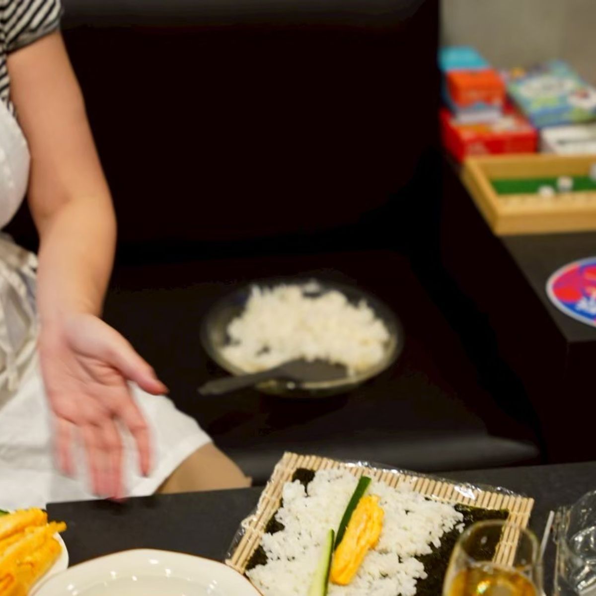 Japanese Sushi Rolls and Temaki Cooking Experience