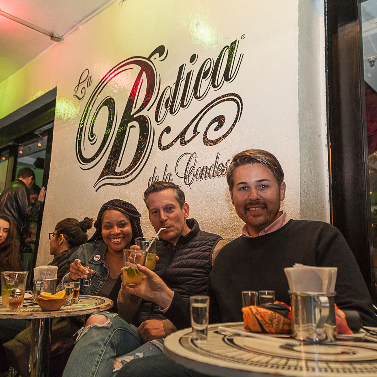 Ausgehen in Mexiko-Stadt: Eine tägliche Tour durch Tacos, Bier und Mezcal mit einem kulinarischen Experten