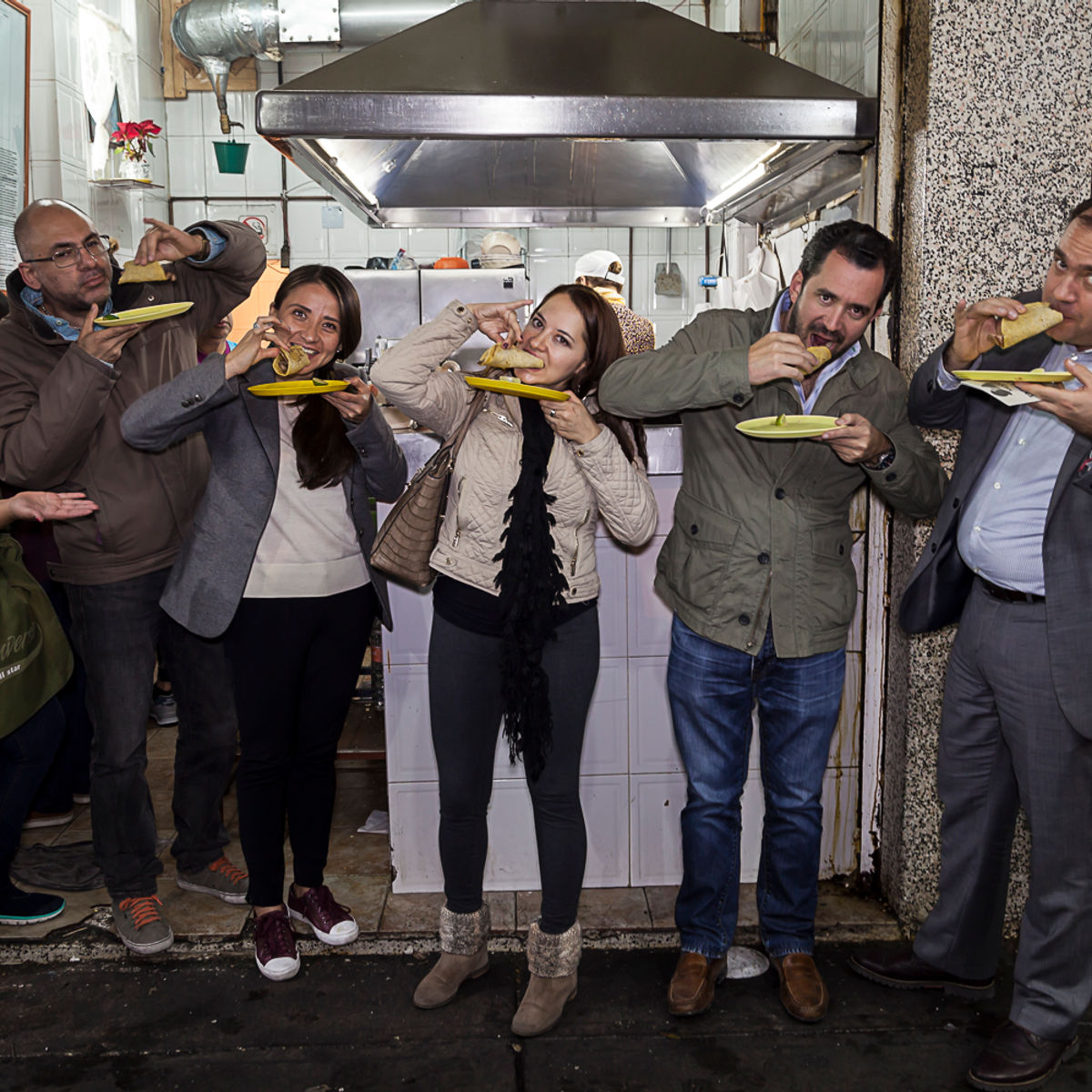 Ausgehen in Mexiko-Stadt: Eine tägliche Tour durch Tacos, Bier und Mezcal mit einem kulinarischen Experten