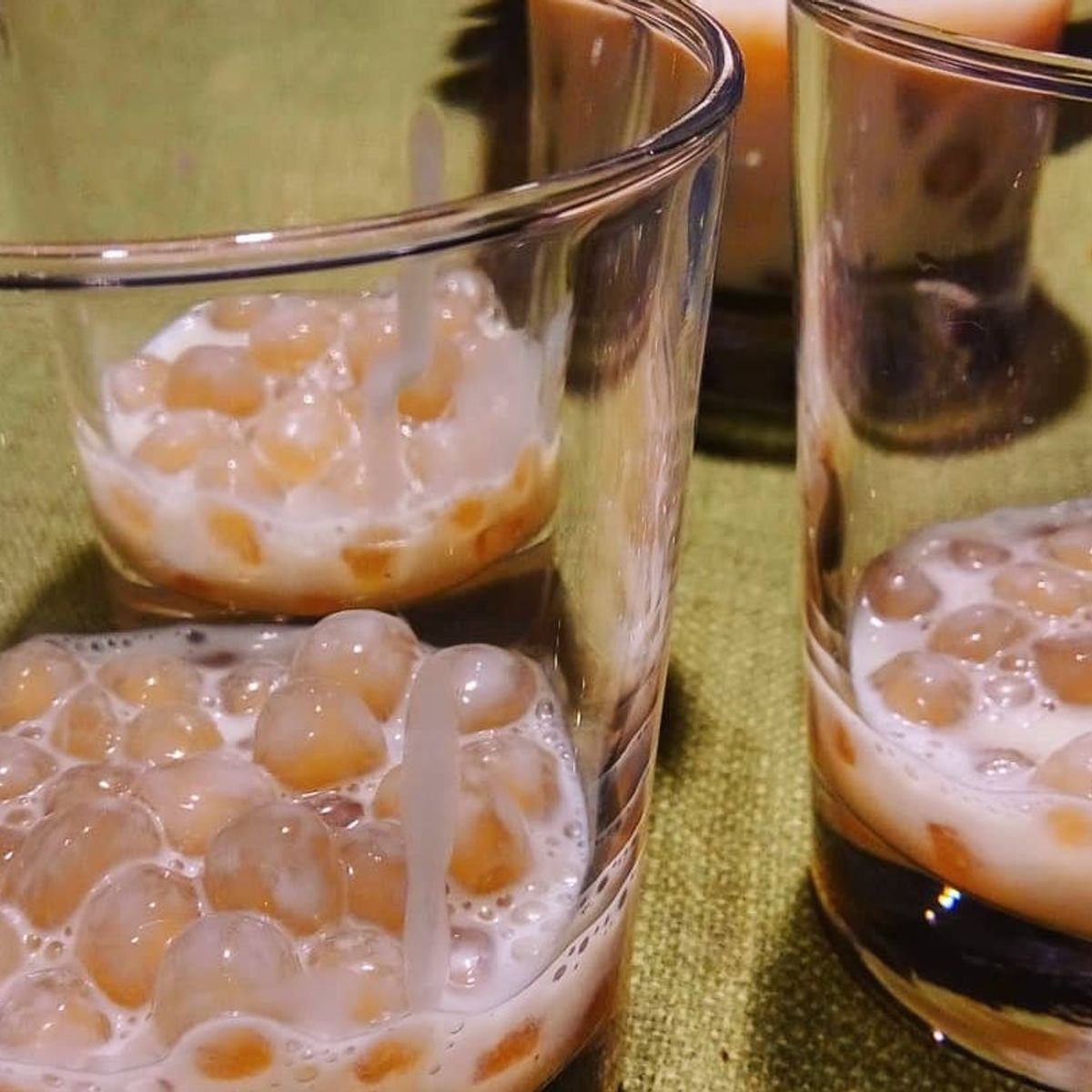 Taipei Food Tour and Colourful Bubble Tea Making