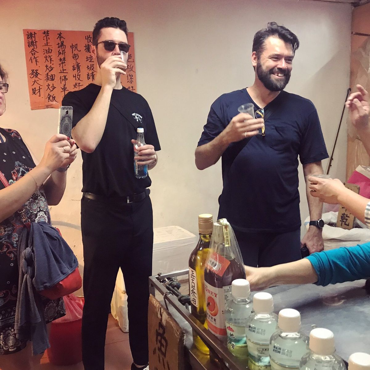 Taipei Food Tour and Colourful Bubble Tea Making