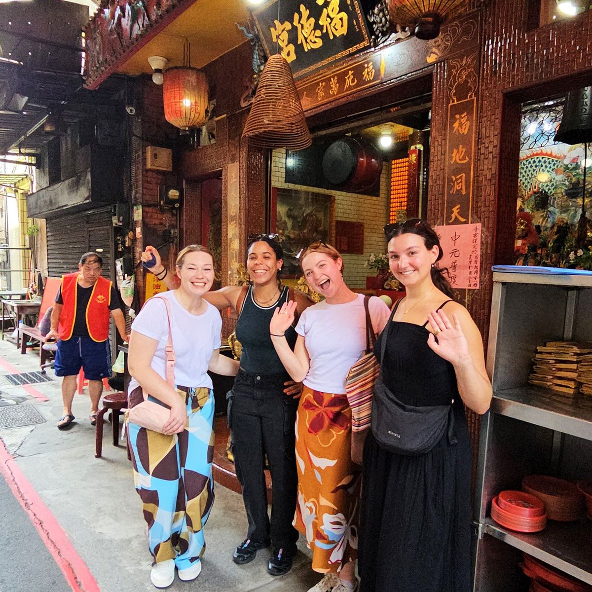Taipei Market Secrets & The Taiwanese Risotto Experience