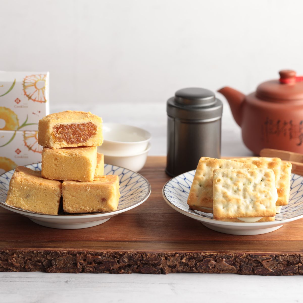 Make Fortune Pastries with Oolong Tea Ceremony