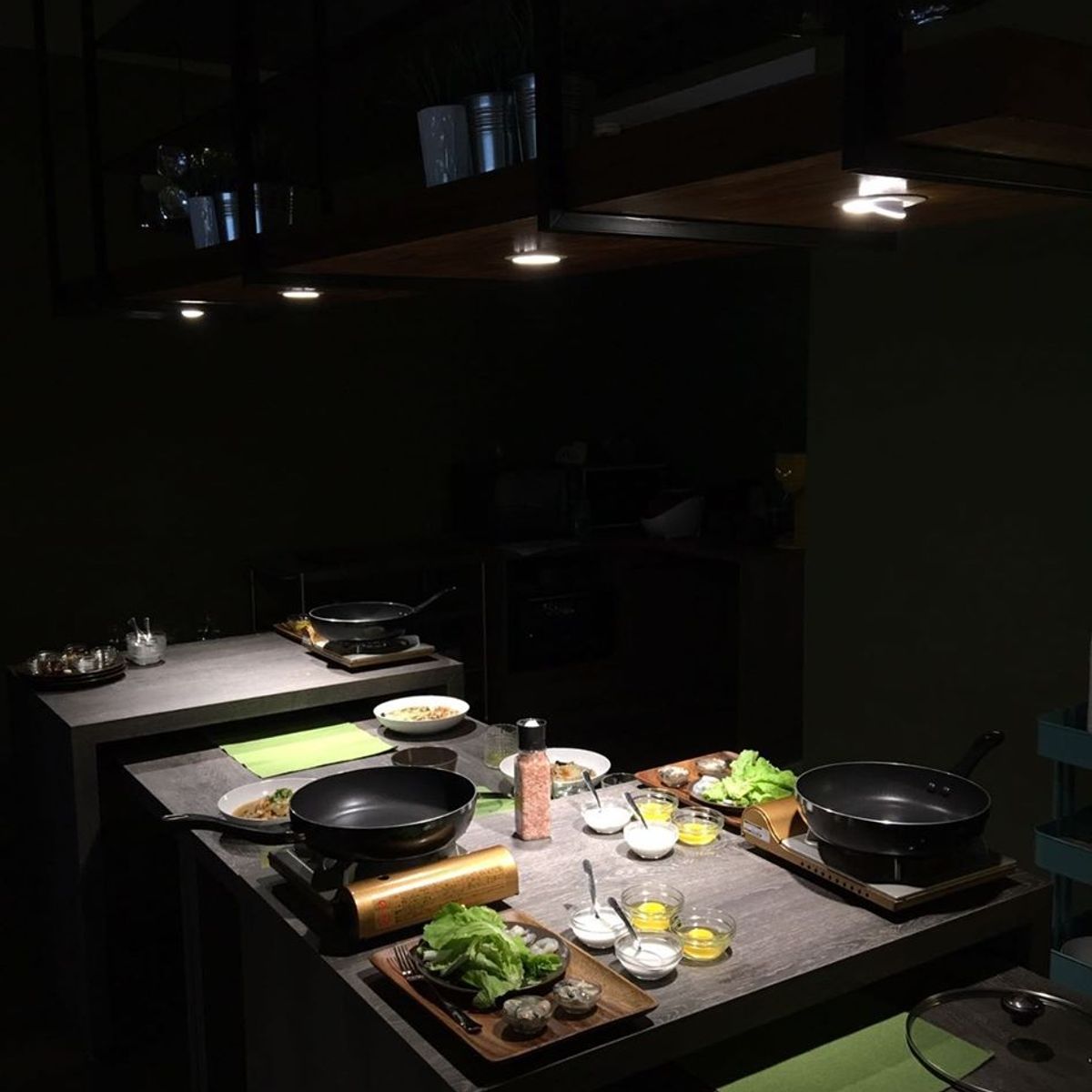 In-depth Cultural Exchange with Taiwanese Home Cooking Class and Market Tour
