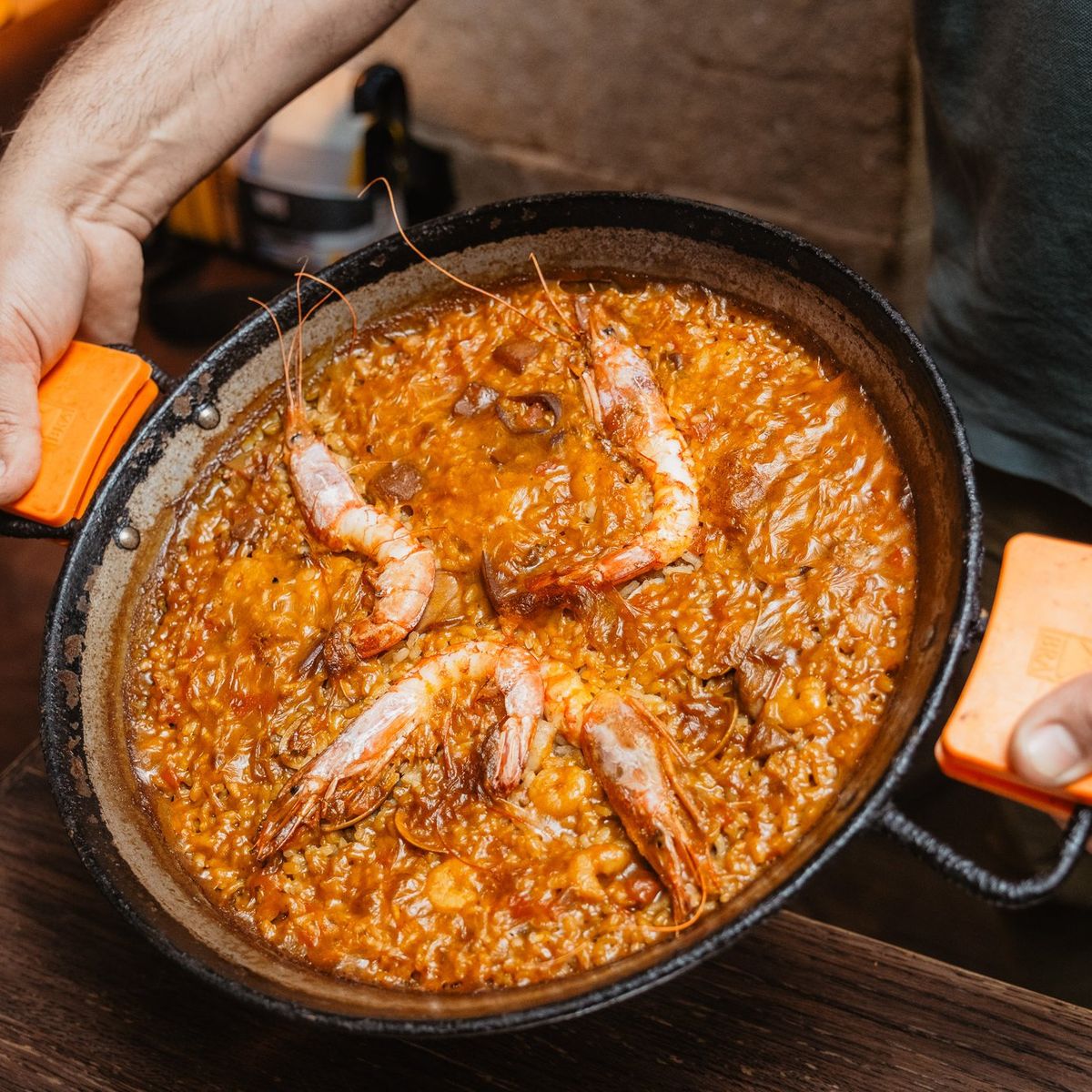 Tapas Food Walking Tour with Drinks in Barcelona