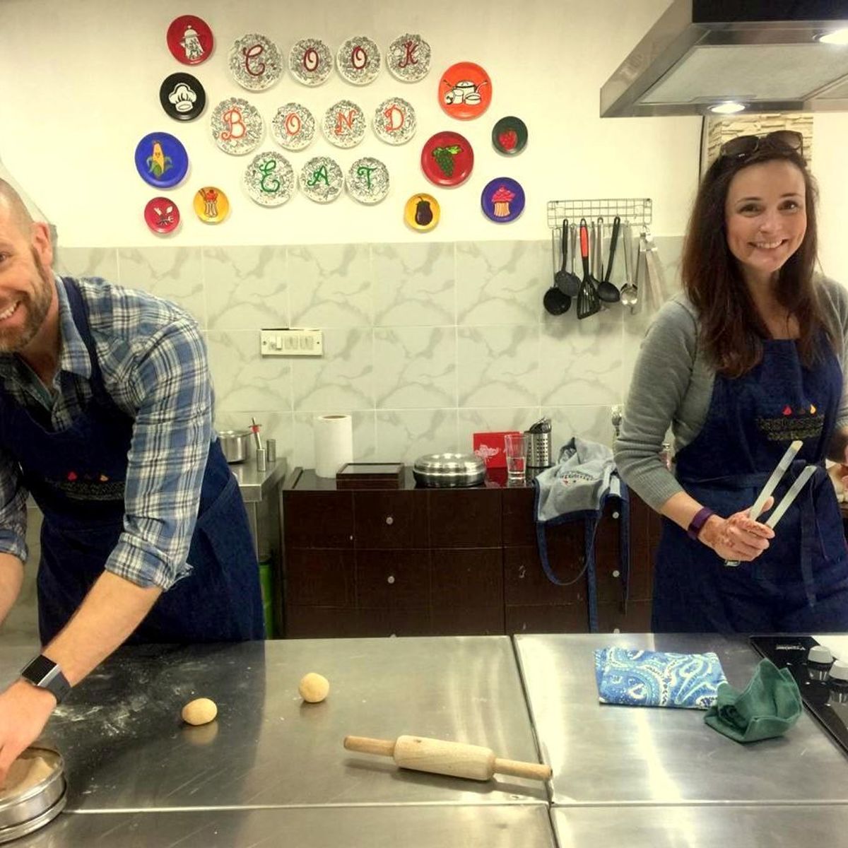 Tastesutra: Recreational Indian Food Cooking Class in New Delhi with Market Tour