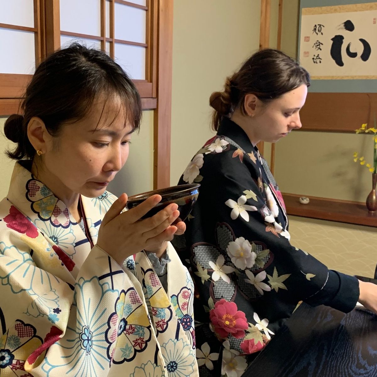 Authentic Tea Ceremony in a 150-Year-Old Kyoto Townhouse