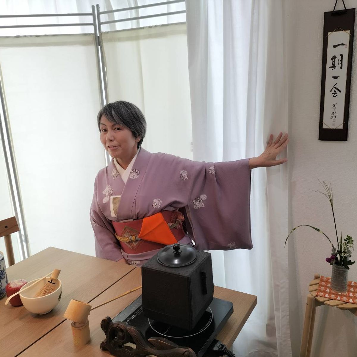 Cérémonie du thé à Osaka : Cérémonie du thé décontractée. Matcha et douceurs japonaises inclus.