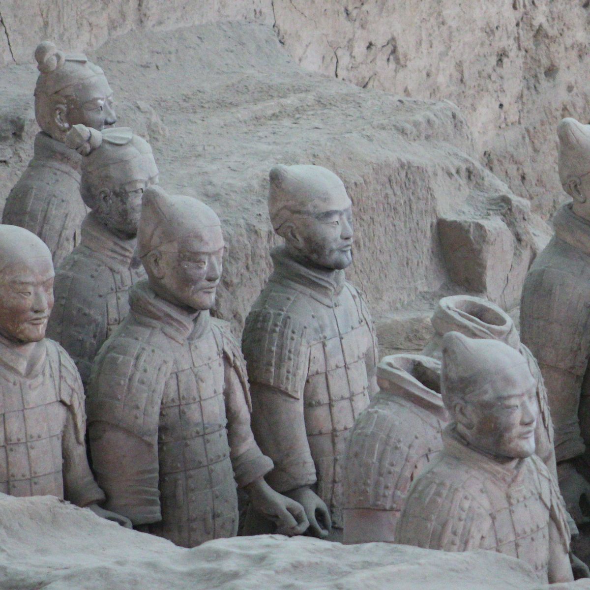Day Tour with Noodle Making, Wet Market Visit, and Terracotta Warriors