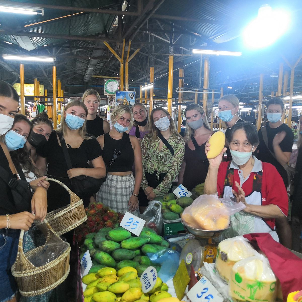Discover the Secrets of Thai Cooking and have fun with a Market Tour