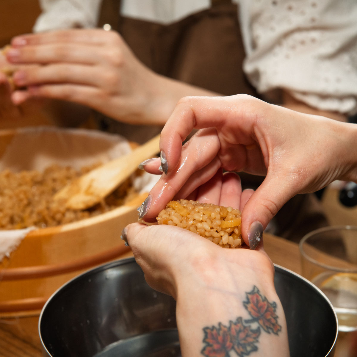 Cours privé de sushis végétaliens faits à la main et de savoureux plats japonais maison