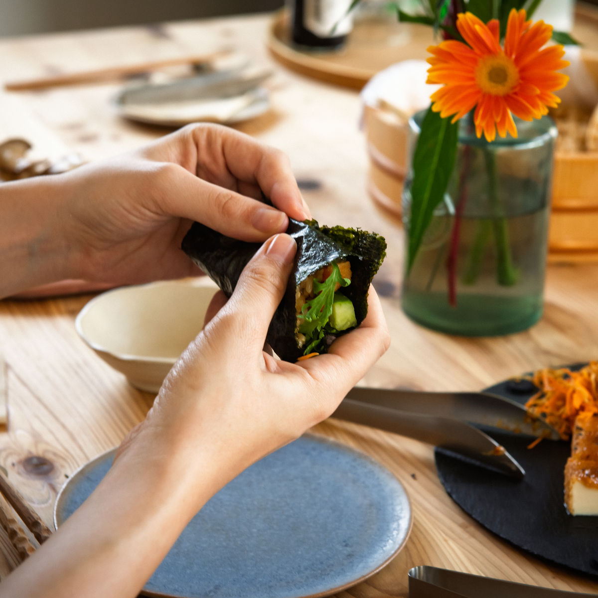 Cours privé de sushis végétaliens faits à la main et de savoureux plats japonais maison