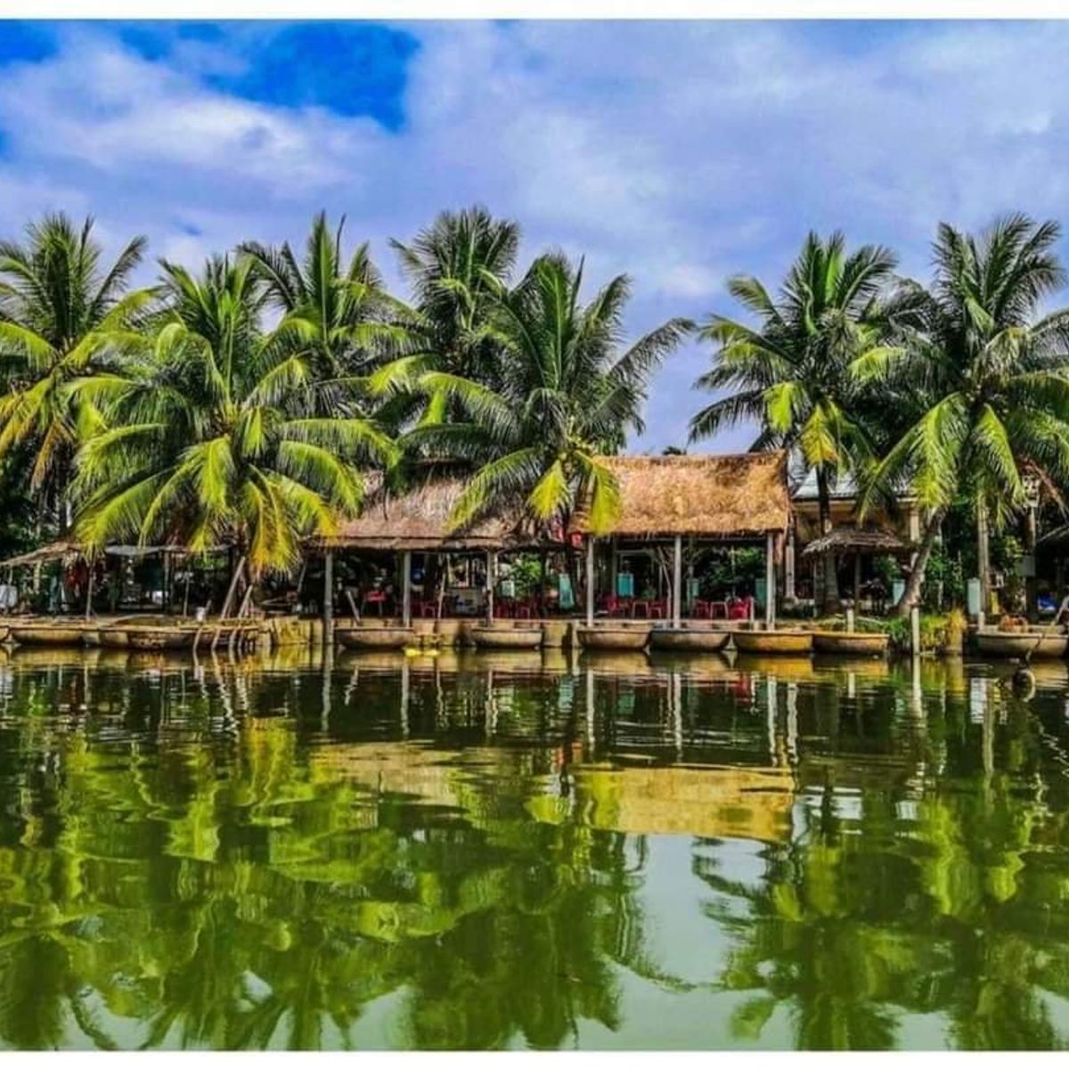 The Basket Boat and Cooking Class Tour