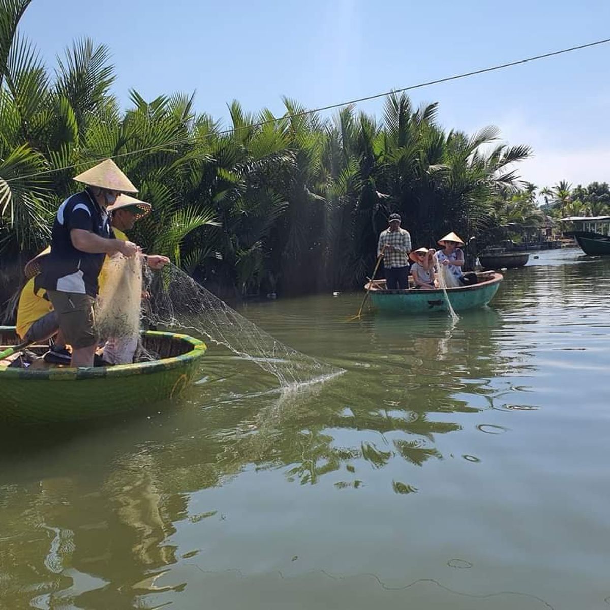 The Basket Boat and Cooking Class Tour