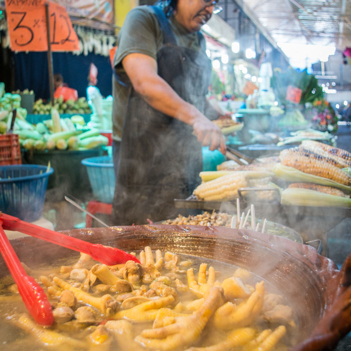 The Best Market Experience in Mexico City on Mondays, Wednesdays, Fridays and Saturdays