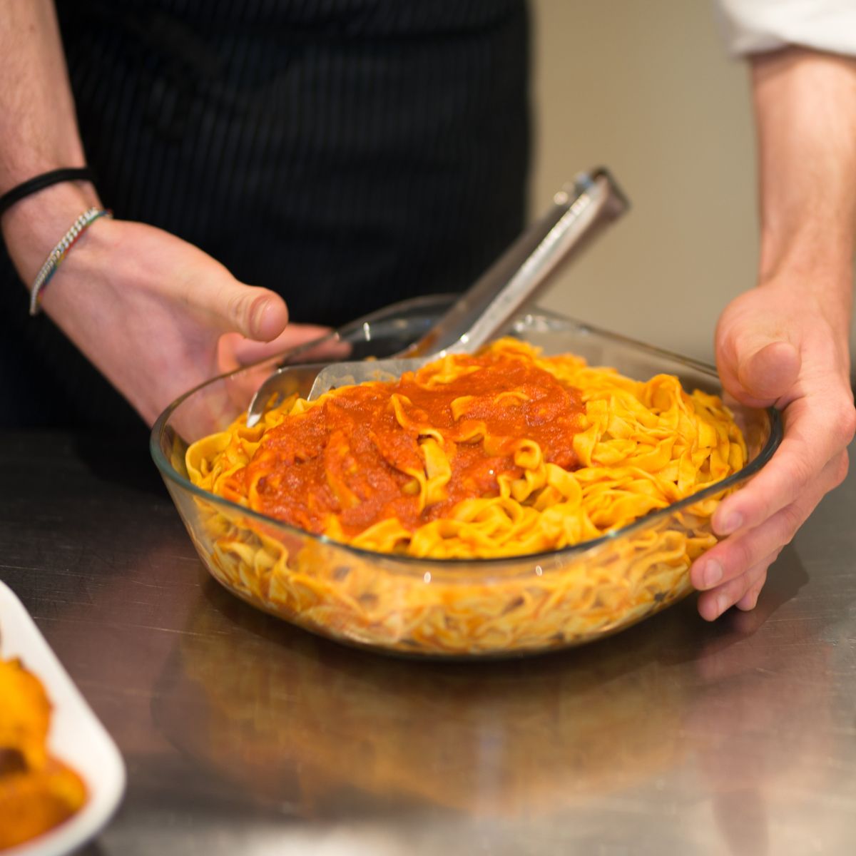 Tuscan Market Tour and 4 Course Authentic Cooking Class in Florence