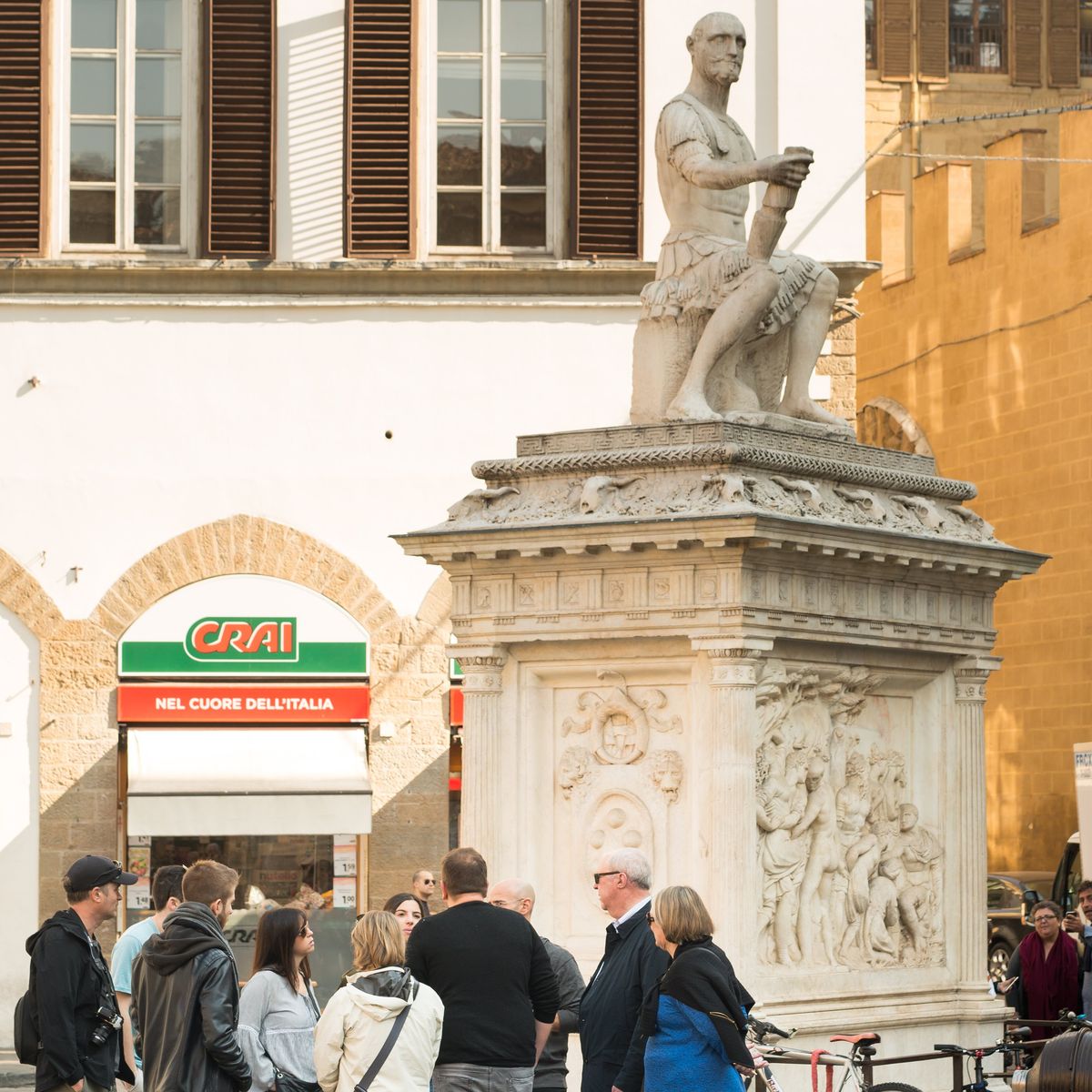 Tuscan Market Tour and 4 Course Authentic Cooking Class in Florence