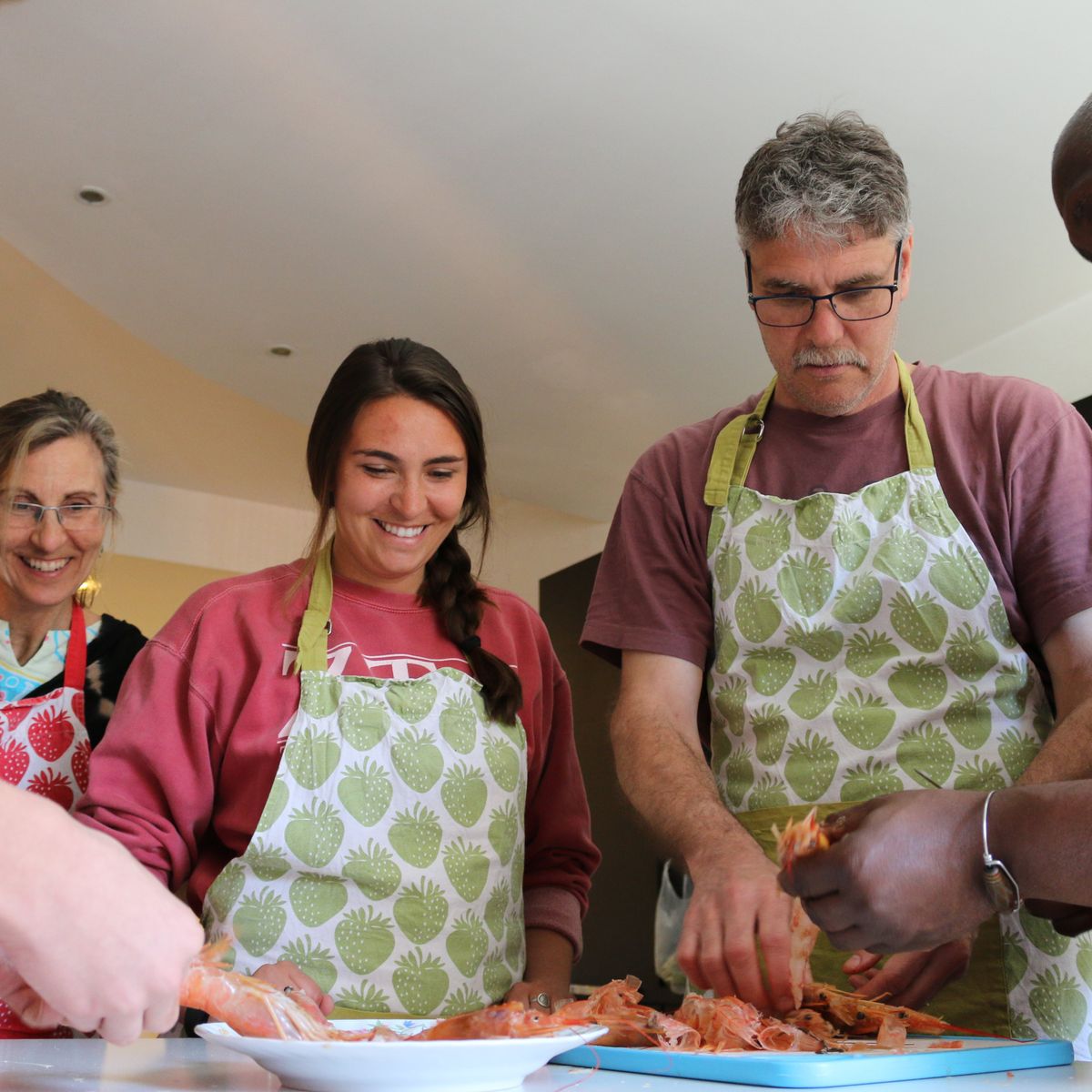 Cook and Eat Fresh Pasta and Tiramisù in the Umbrian Hills
